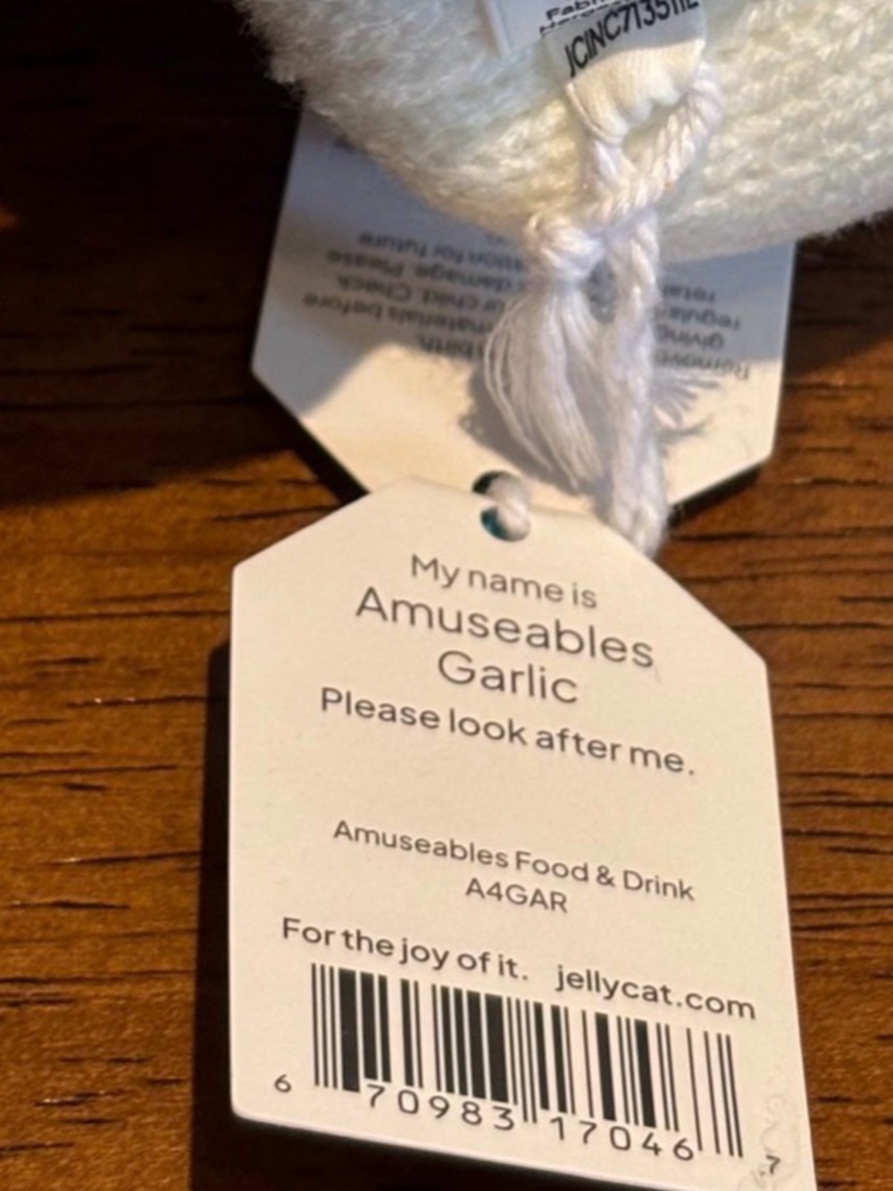 Jellycat Amuseables Garlic BNWT - Picture 4 of 5